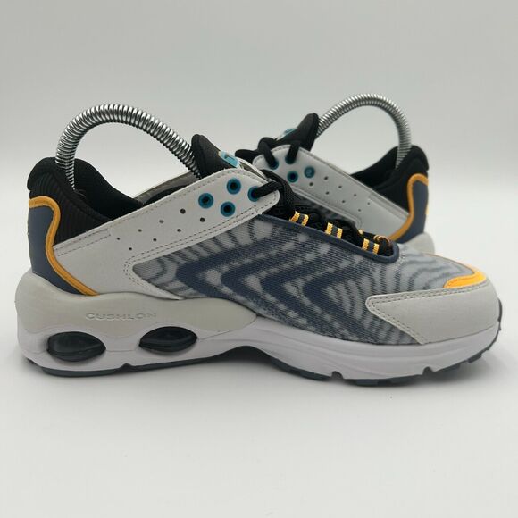 Big Kid's Nike Air Max TW Summit White/Blue Lightning Shoes Size 6Y - Picture 5 of 10